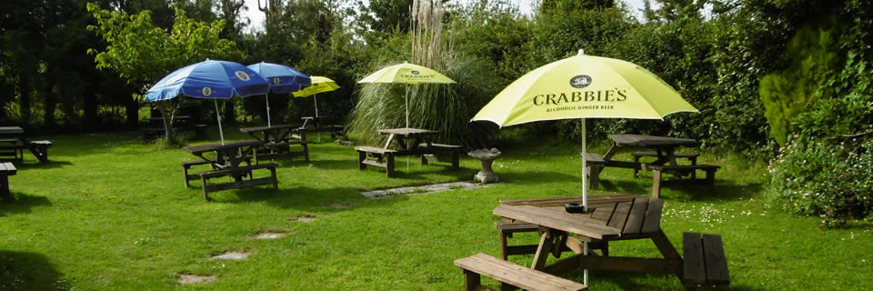 The White Hart Inn beer garden